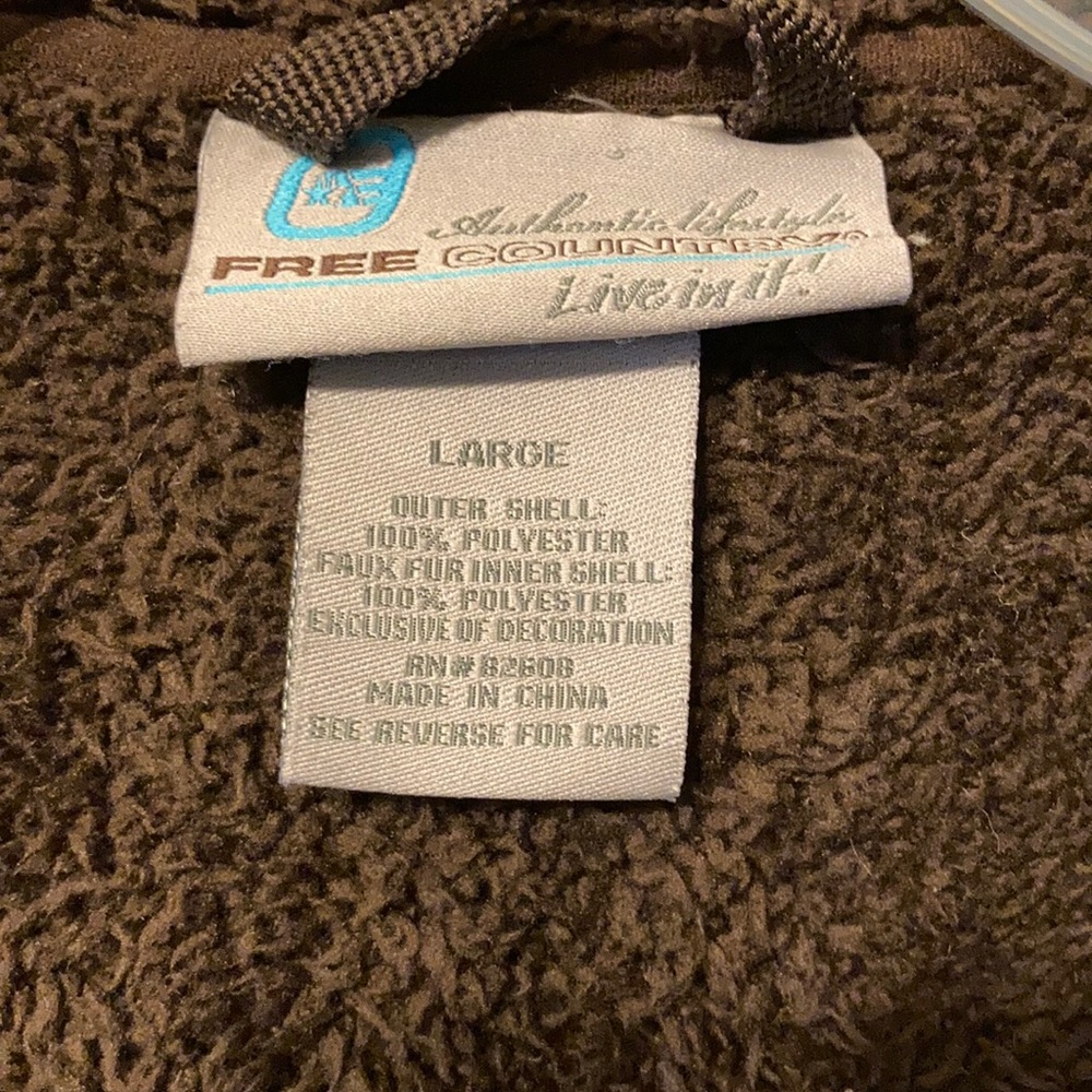 Free Country Fleece Jacket Coat Brown Fuzzy Cozy Warm Embroidered Sleeve Large - Picture 5 of 6